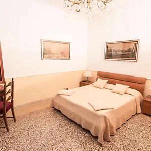 Alla Fenice Venezia