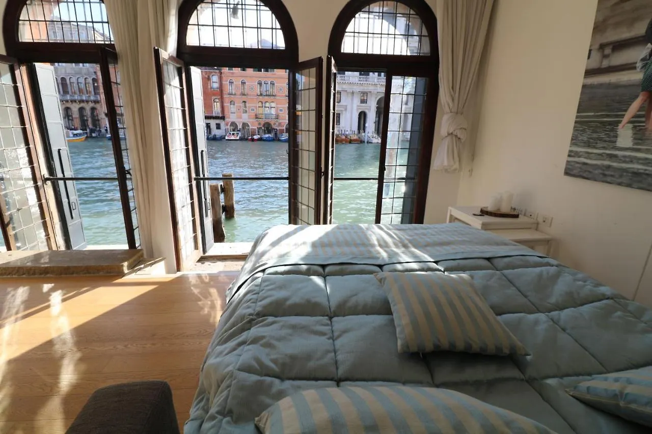 Apartment Wellvenice Grand Canal